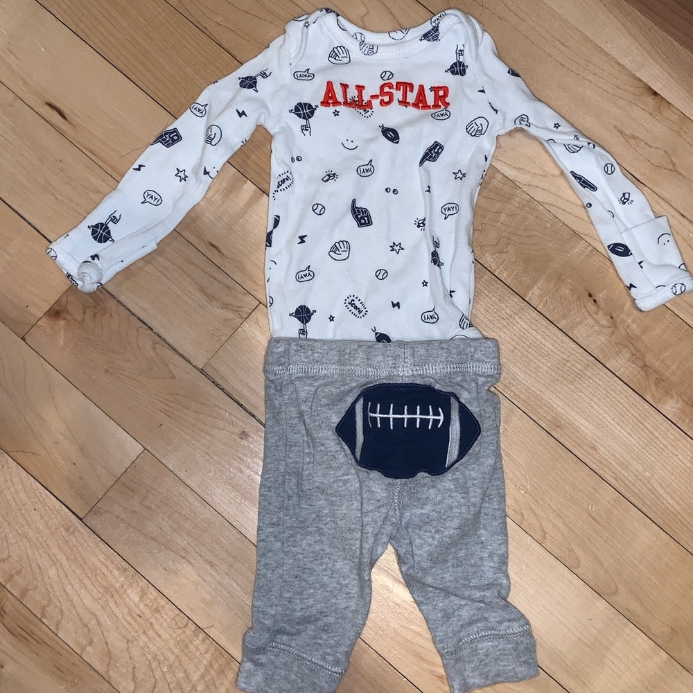 Carters newborn outfit